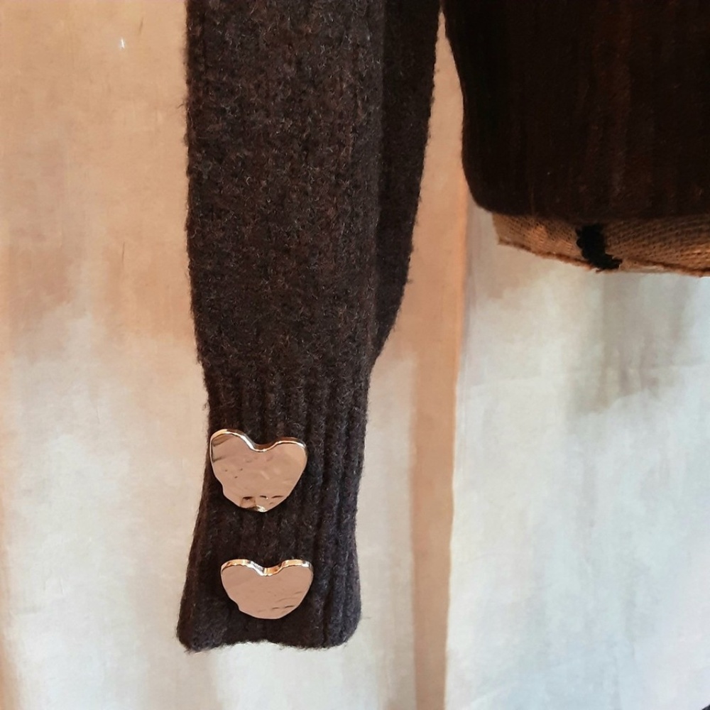 NWOT Chocolate Brown V-neck Cardigan Hammered Gold Heart Buttons Sz L - Picture 4 of 10